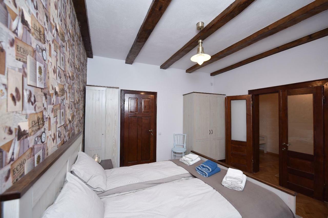 Buzoianu Residence By Holztreppe Braşov Extérieur photo