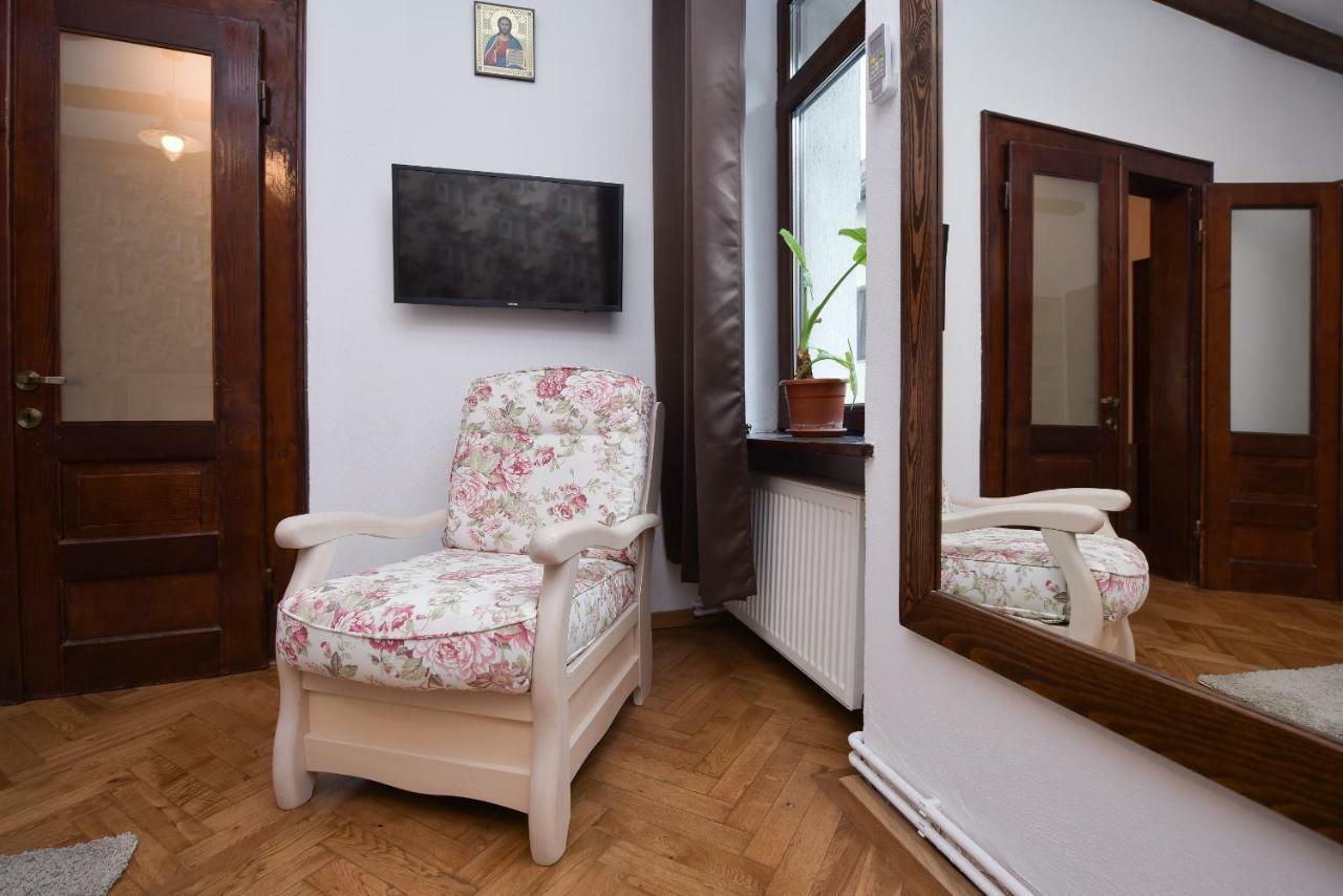 Buzoianu Residence By Holztreppe Braşov Extérieur photo